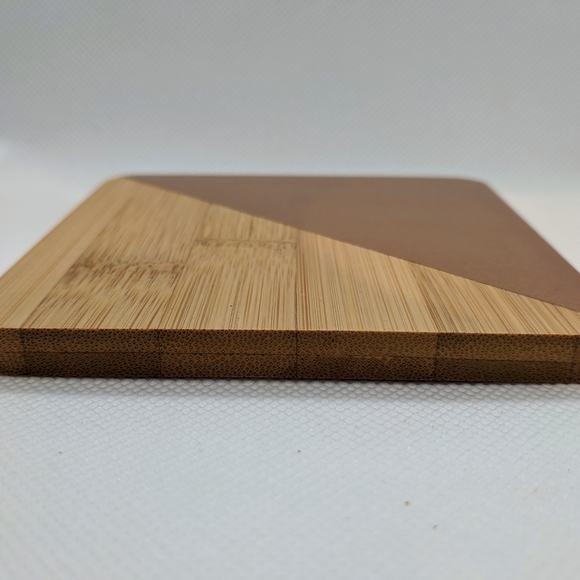 Bamboo double sided coasters with golden corners - Picture 3 of 6